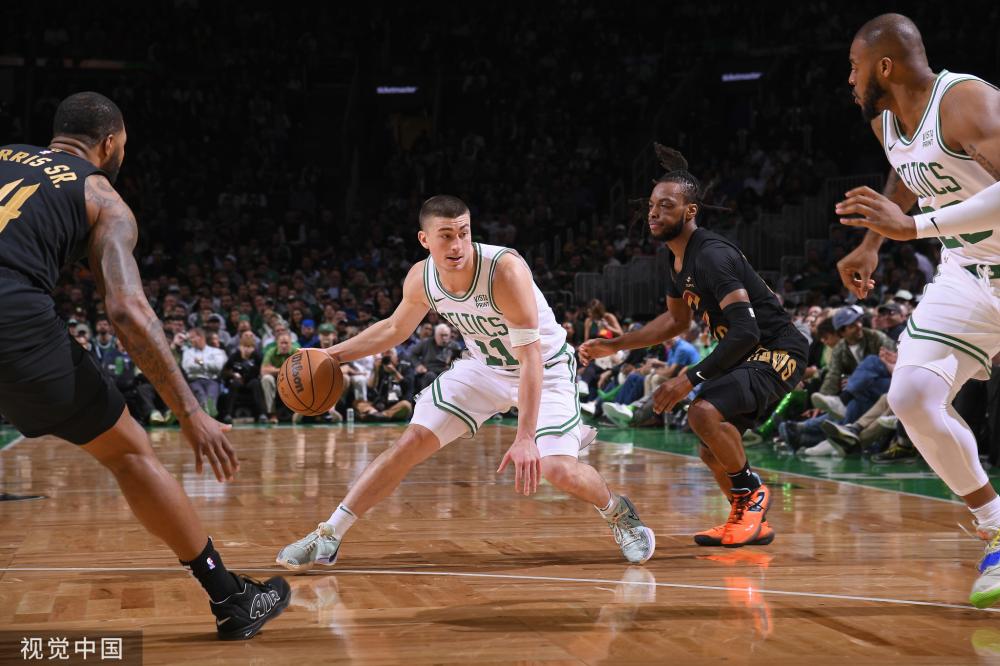 的篮板嗅觉 的篮板嗅觉